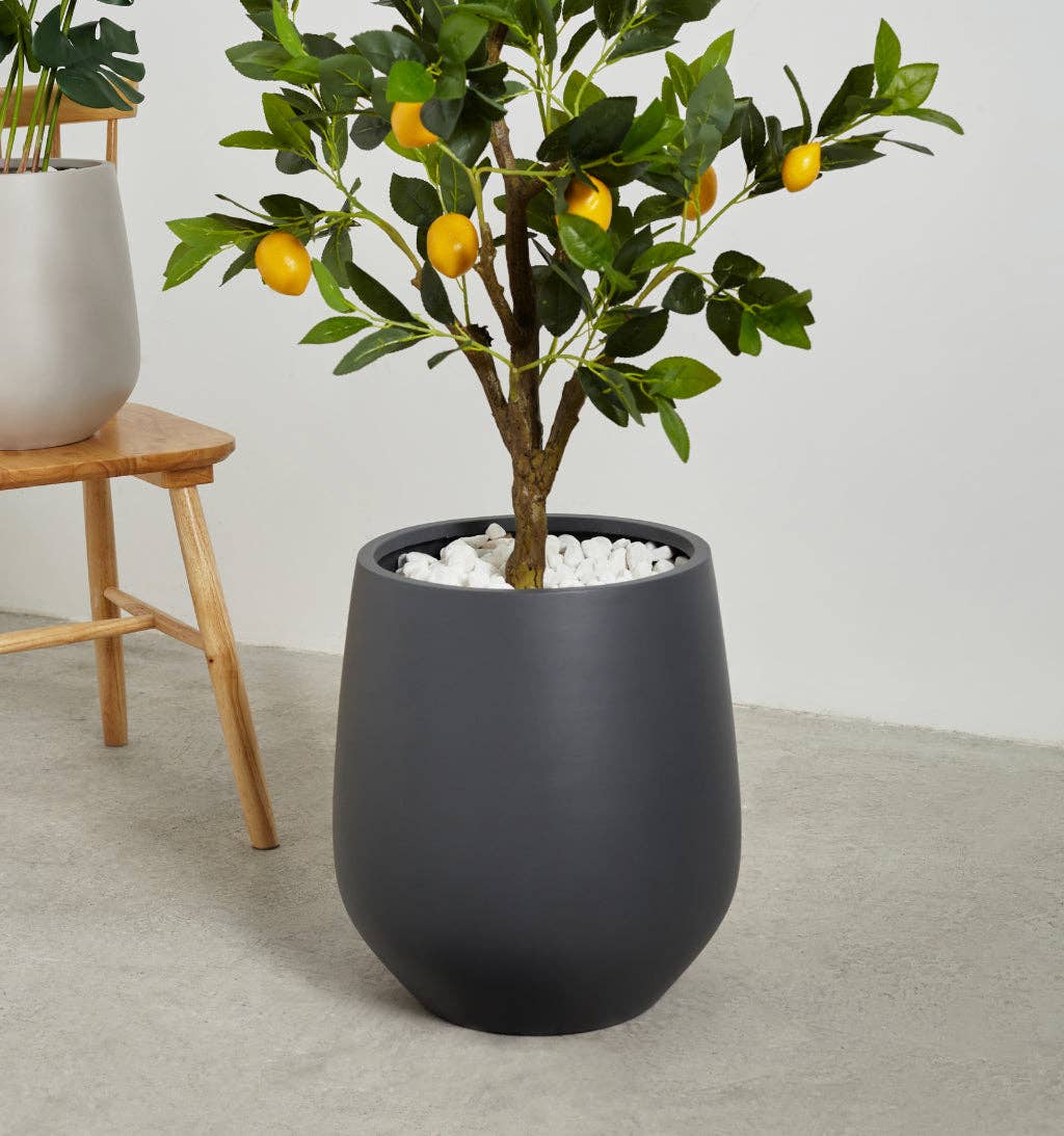 Lightweight Round Planter Pot