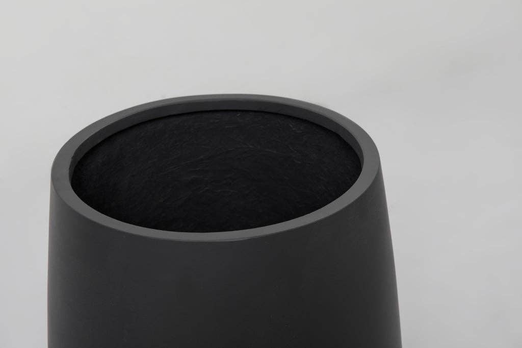 Lightweight Round Planter Pot