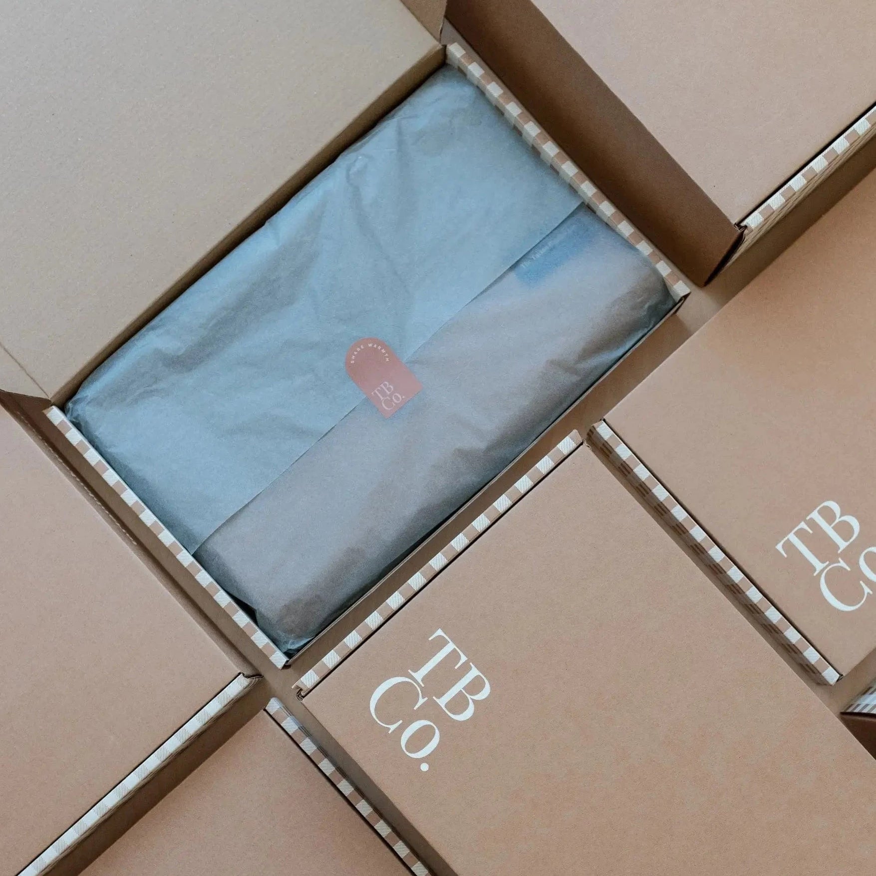 Lambswool Blanket in Camel