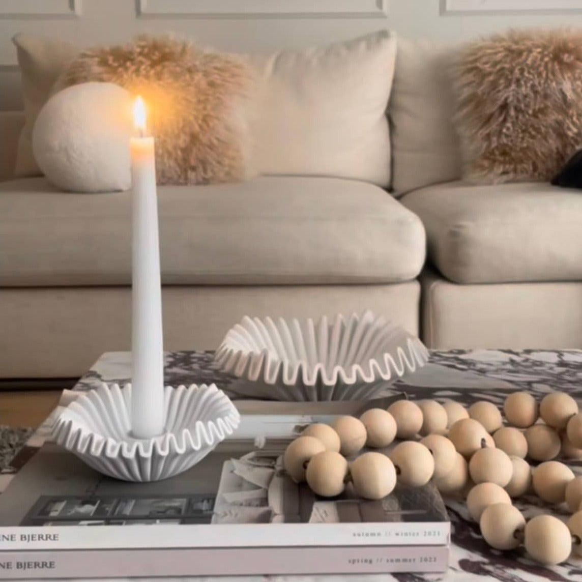 Ruffle decor candle holder