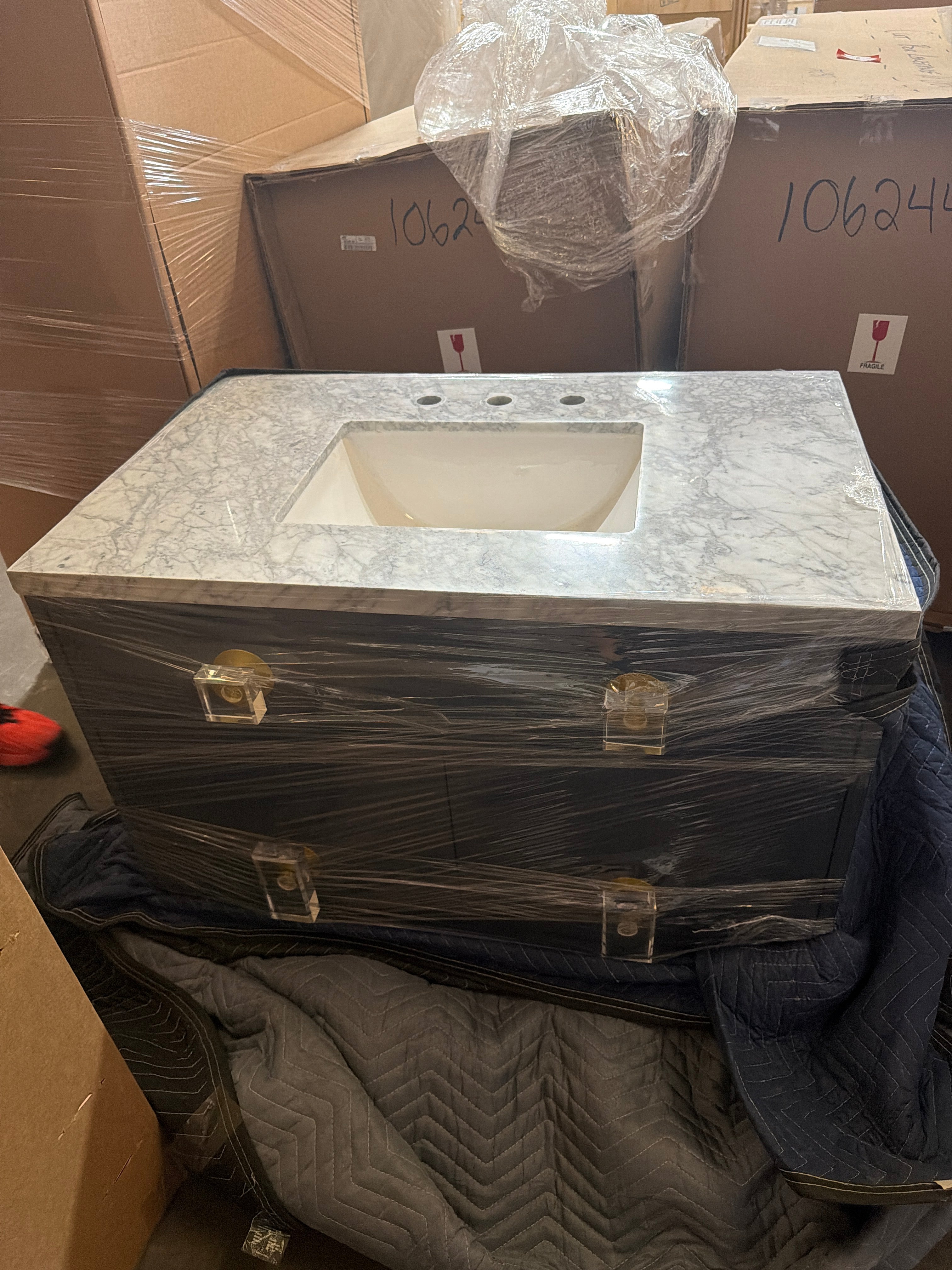 Lacquered Regency Single Bathroom Vanity